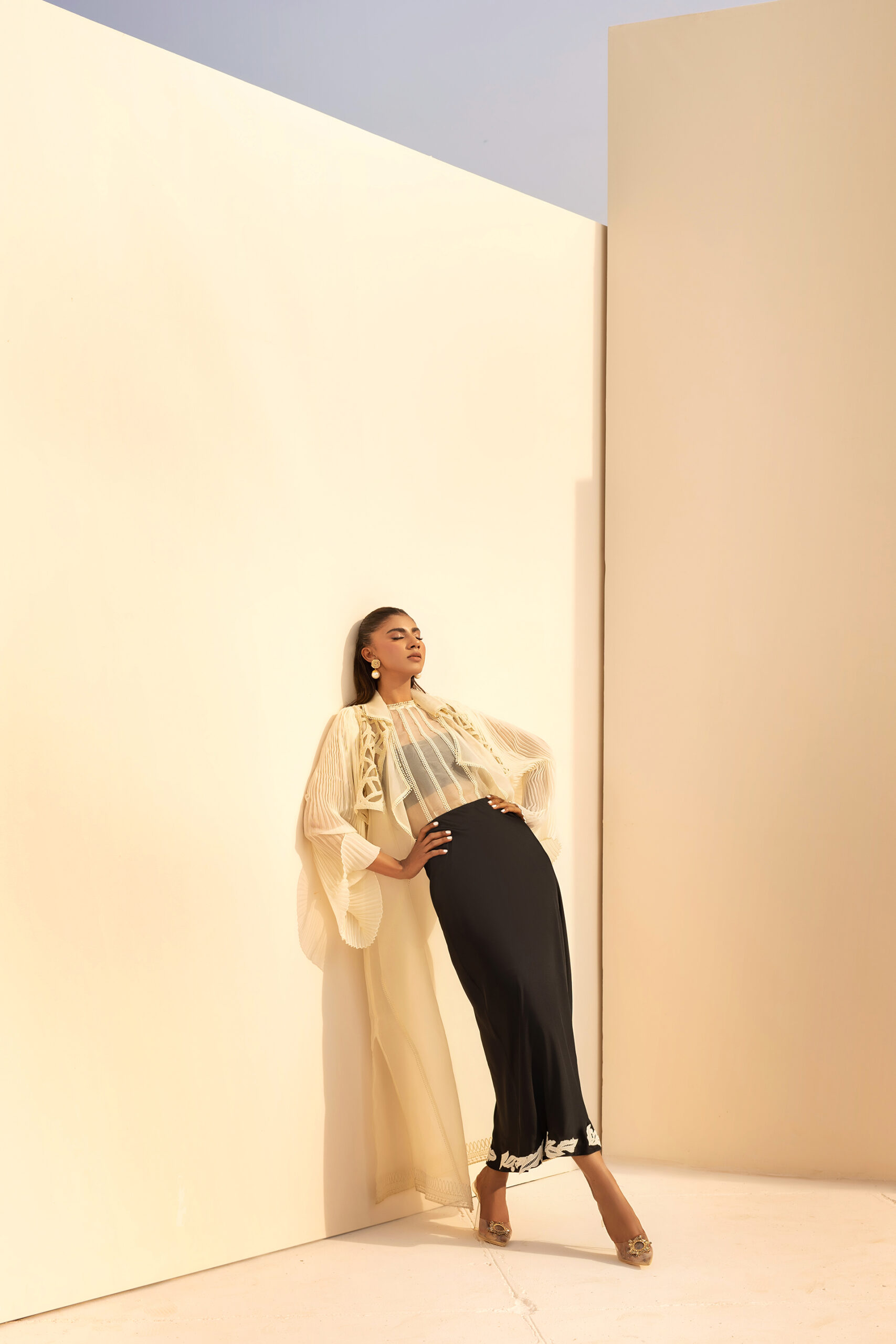 Ria - Ivory - Image 3