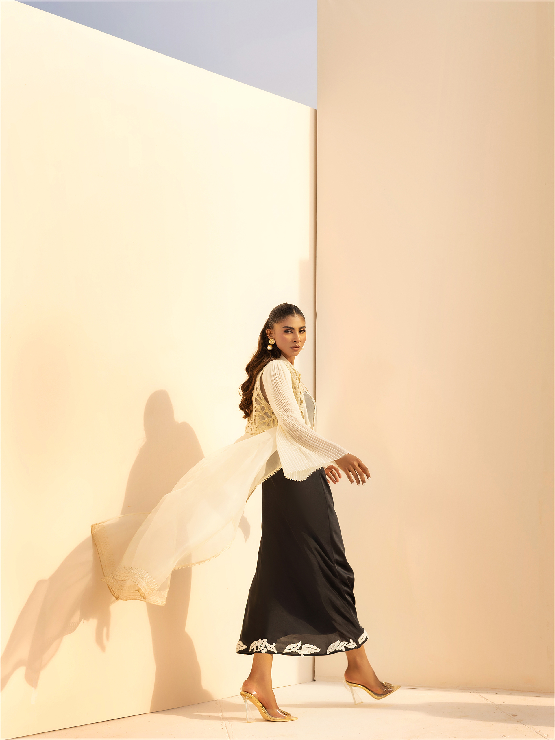 Ria - Ivory - Image 6