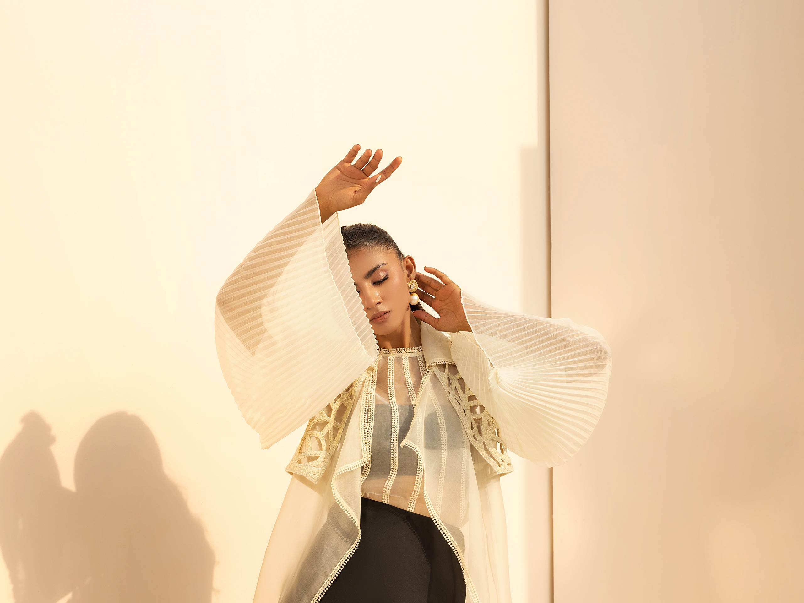 Ria - Ivory - Image 5