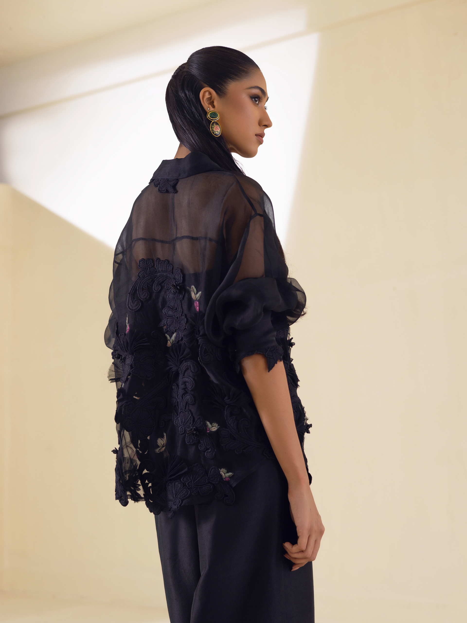 Ora - Black - Image 4