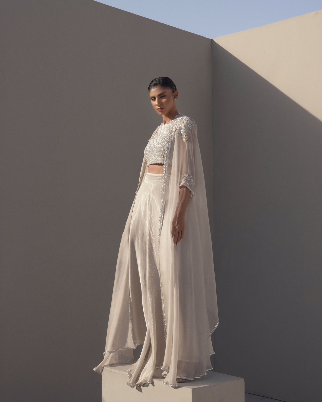LIV - Image 3
