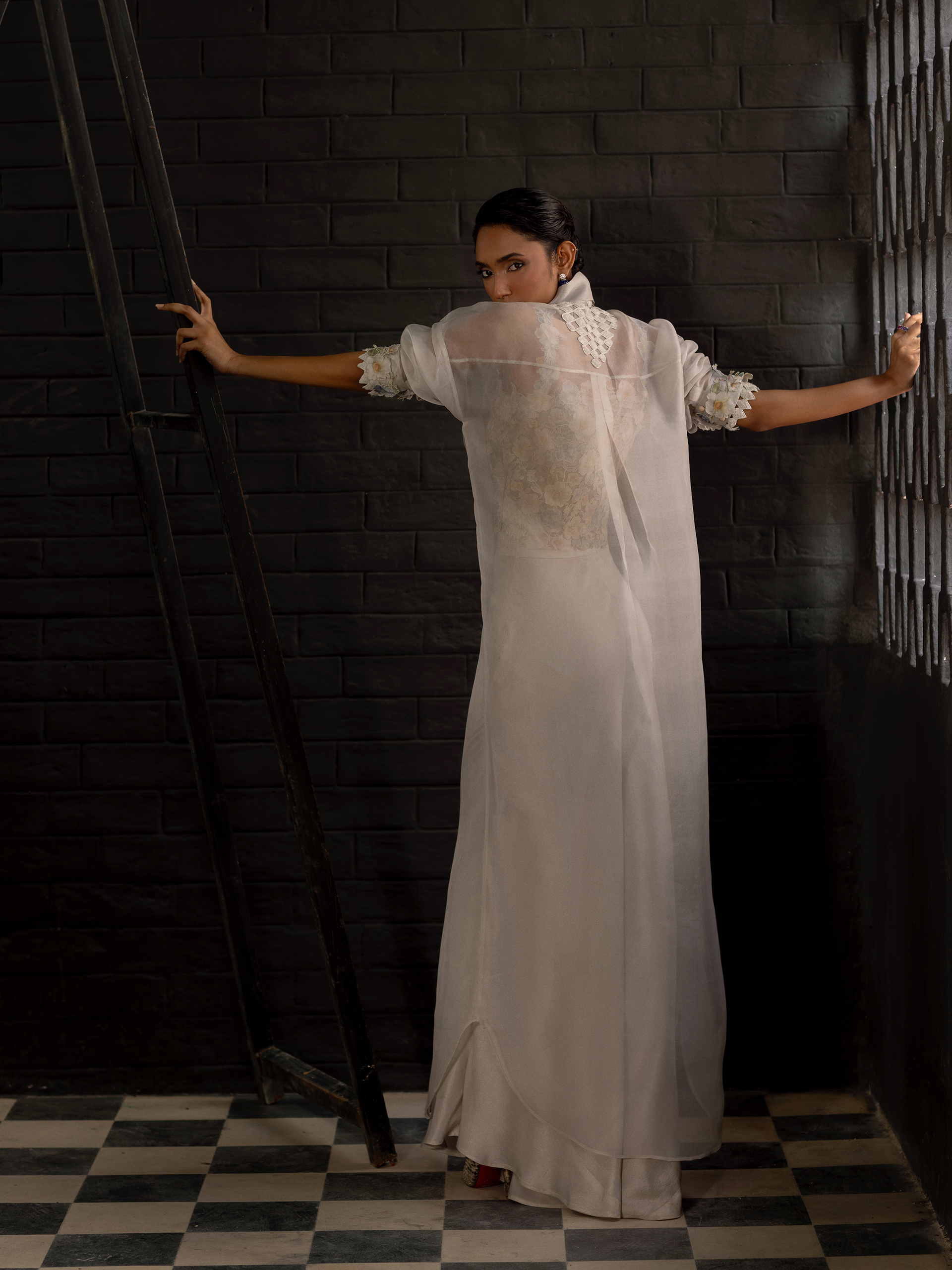 Ilara - Blue - Image 4